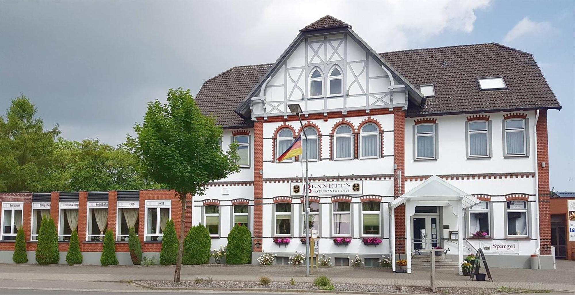 Wittingen Bennetts Restaurant Und Hotel מראה חיצוני תמונה