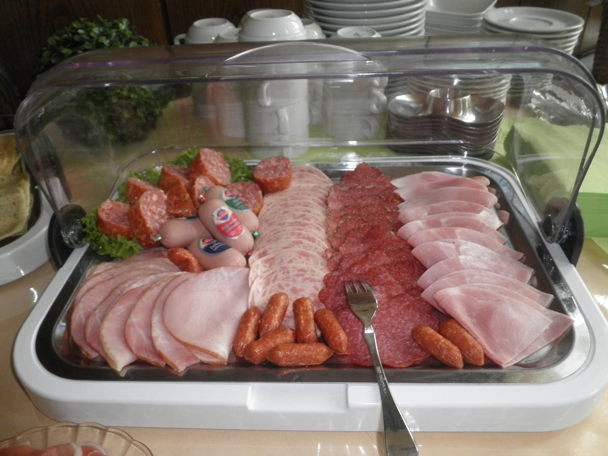 Wittingen Bennetts Restaurant Und Hotel מראה חיצוני תמונה